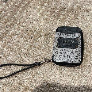 Guess wristlet